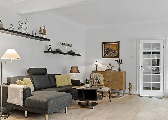 بيت للعطل 3 Bedroom Stunning In *